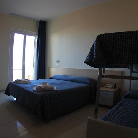 Hotel Fantasy Rimini Camera foto